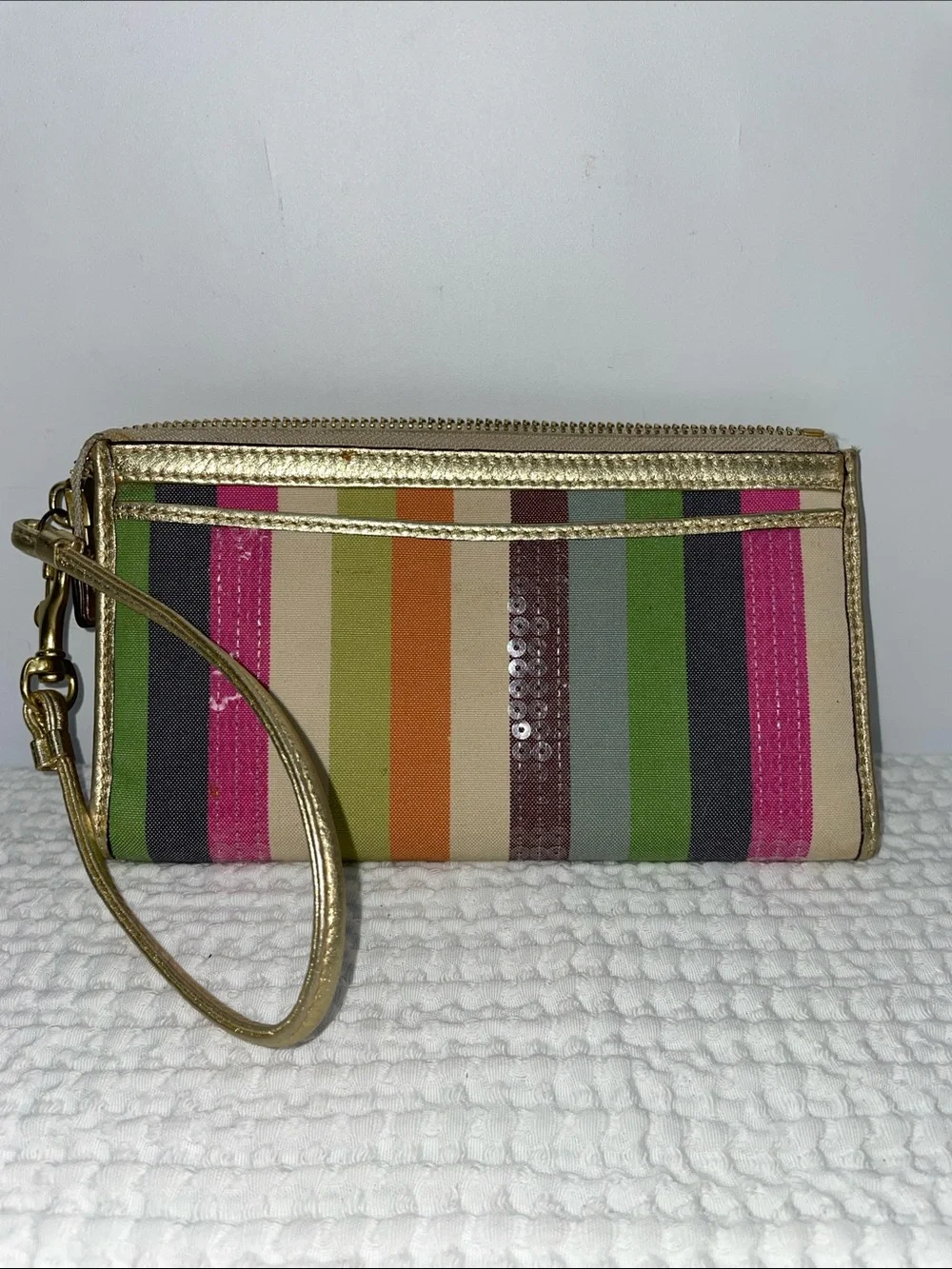 COACH POPPY LEGACY STRIPE WRISTLET FTL-07-039